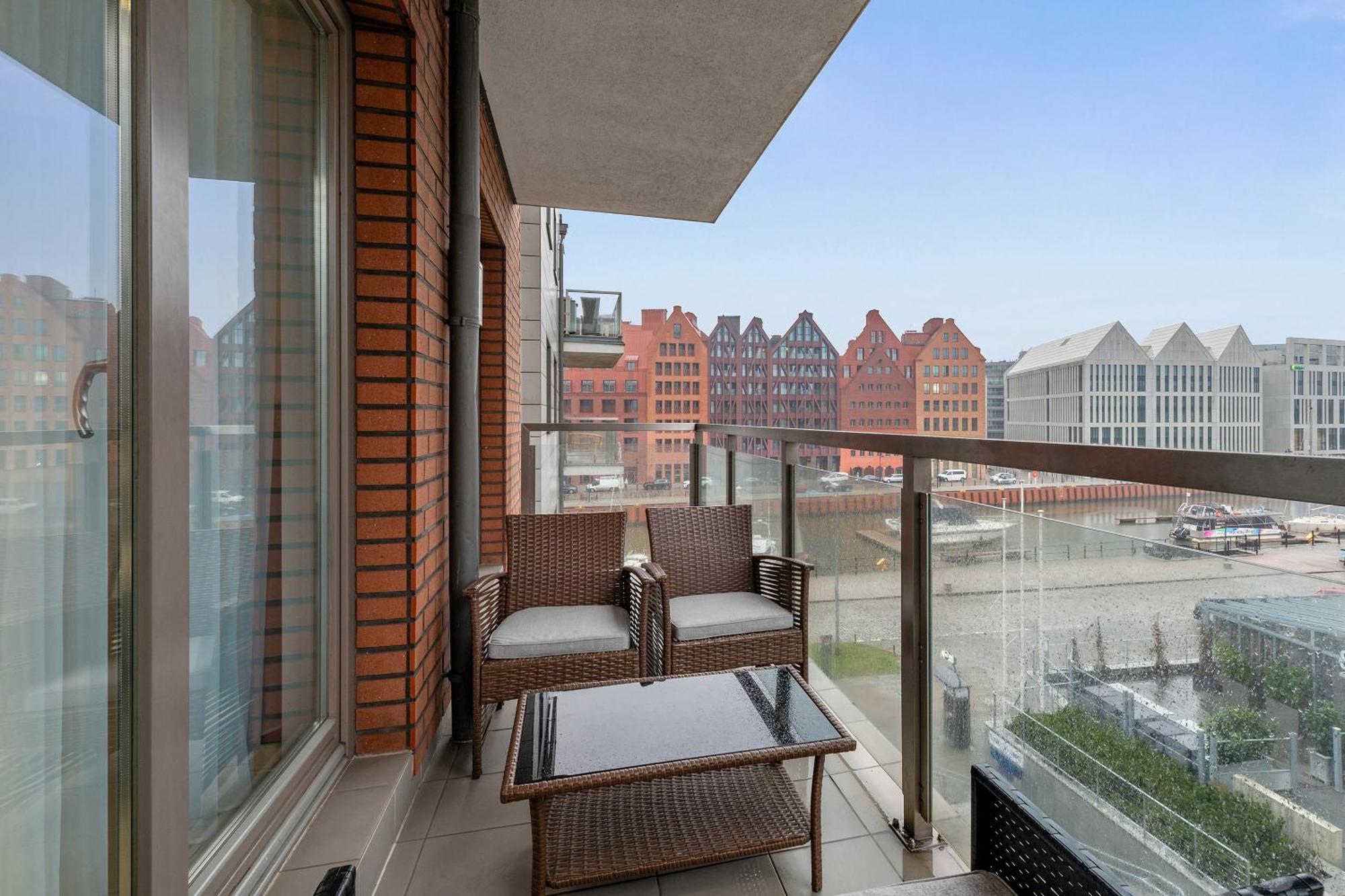 Waterlane Riverside Spa, Pool & Gym By Downtown Apartments Gdansk Ruang foto