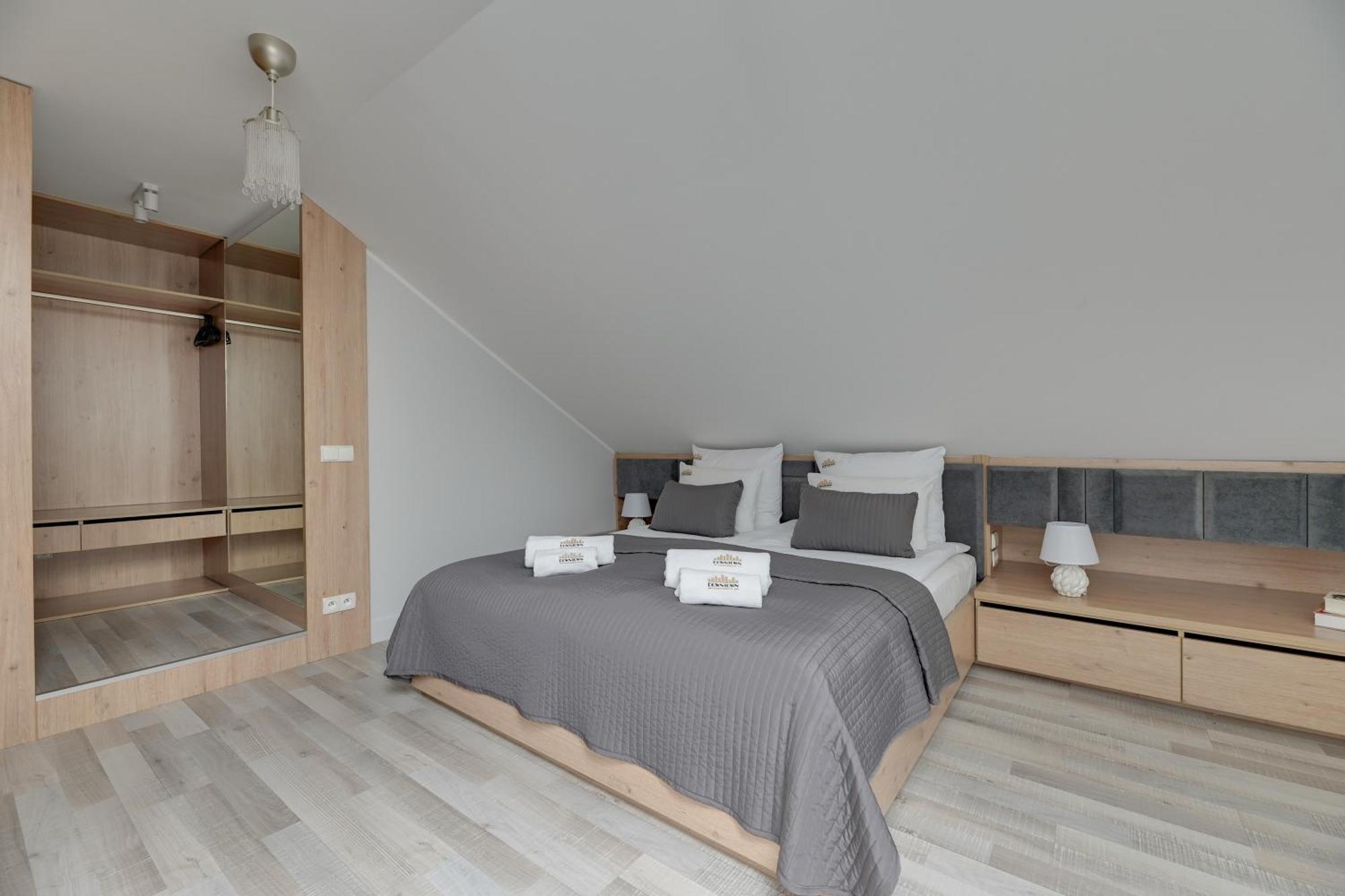 Waterlane Riverside Spa, Pool & Gym By Downtown Apartments Gdansk Bagian luar foto